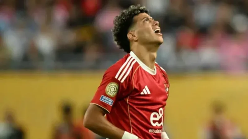 إمام عاشور مصاب بـ"فيروس A" والقلق يزداد من انتقال العدوى لبقية لاعبي الأهلي