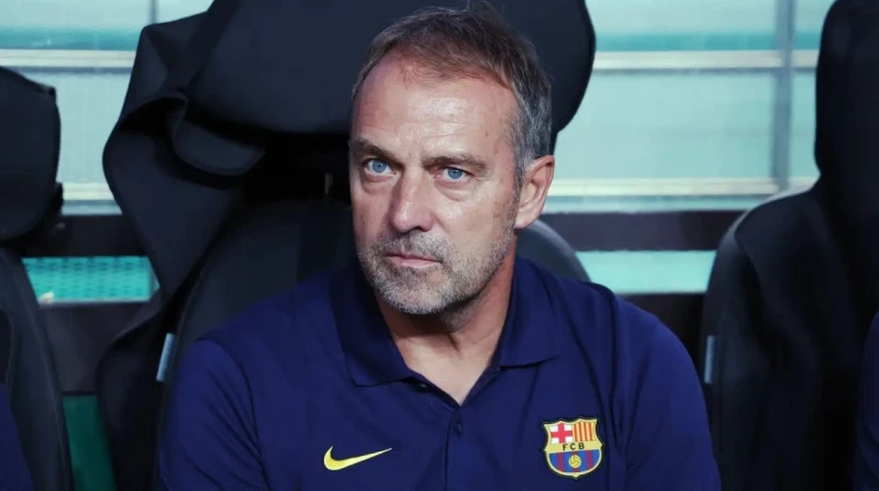 الأغاني العربية تسحر هانز فليك.. كيف علق على أنغام عمرو دياب؟