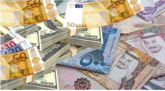 أسعار العملات العربية والأجنبية في مصر اليوم، الاثنين 15 سبتمبر 2025.