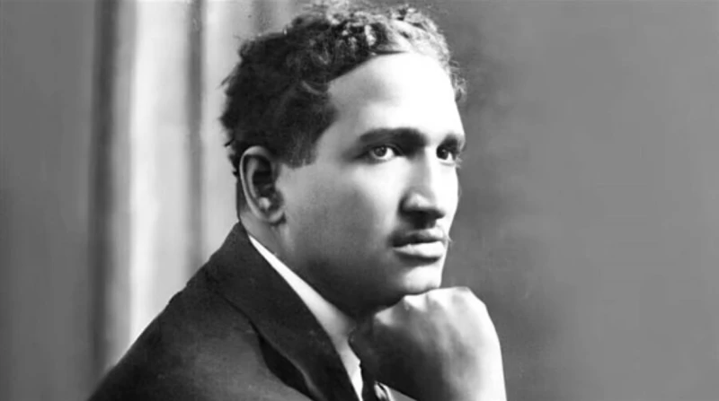 في ذكرى رحيله.. سيد درويش مُجدد الموسيقى المصرية من قلب التاريخ