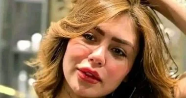 حبس هدير عبد الرازق سنة لاتهامها بدهس شخص بسيارتها