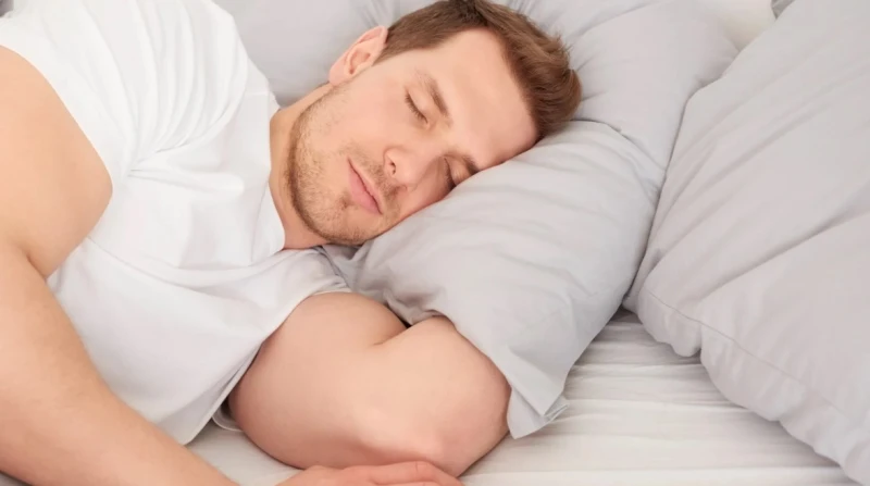 كيف تختار الوسادة المثالية لوضعية نومك؟