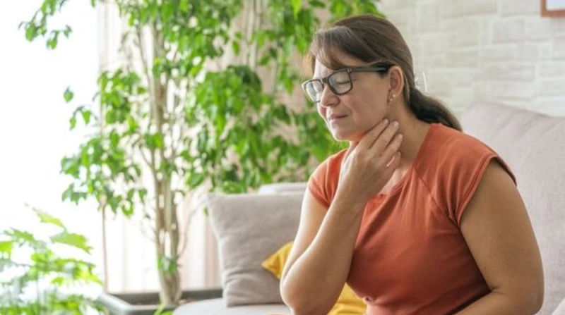 أعراض سرطان الثدي، علامات موضعية يجب الانتباه لها