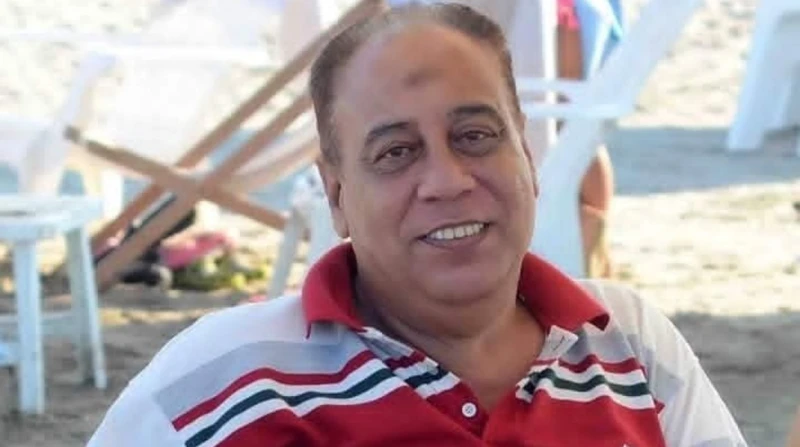 أكبر مثال لتبدل الأحوال، الحاج طلعت من صاحب محل نظارات لمشرد بشوارع بورسعيد