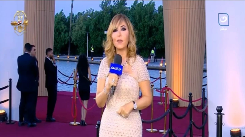 لميس الحديدي تدافع عن فساتين مهرجان الجونة: جزء من صناعة السينما