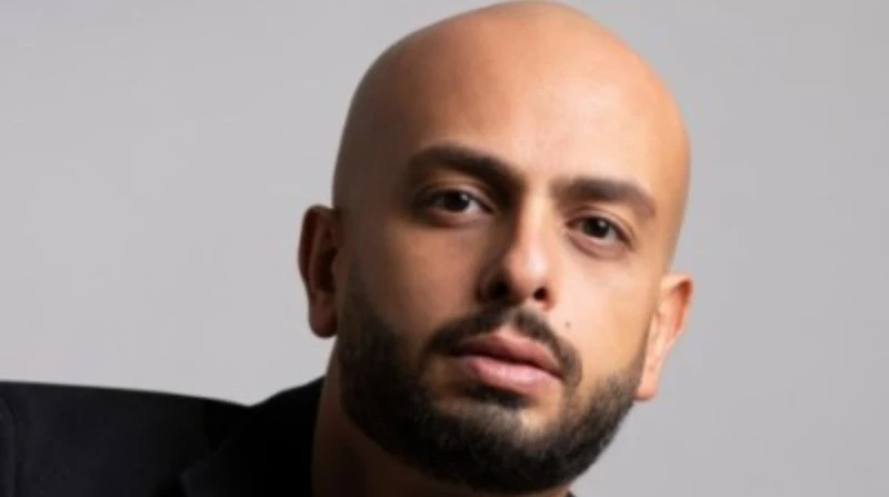 صاحب "الفيل الأزرق" يزامل "الشيوخ".. من هو الكاتب أحمد مراد؟