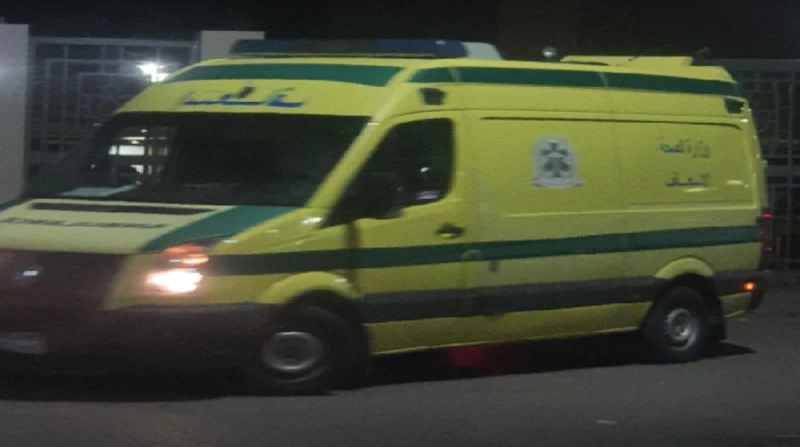 مات فى حضن أبوه، وفاة صغير وإصابة والده في حادث على كورنيش الأقصر