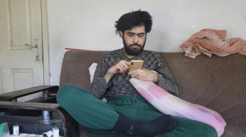 لم يستحم منذ 3 سنوات، زلزال كهرمان مرعش يدفع شابًا للفوضى