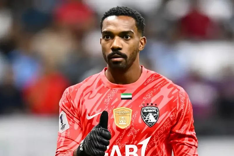 تفاصيل إصابة حارس المنتخب الإماراتي خالد عيسى