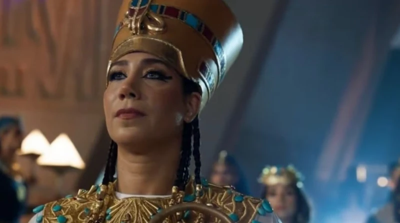 بعد ظهورها بالزي الفرعوني، من هي السباحة فريدة عثمان؟