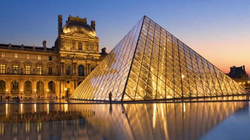 متحف اللوفر "أضحوكة" العالم بعد الكشف عن كلمات مرور كاميرات المراقبة