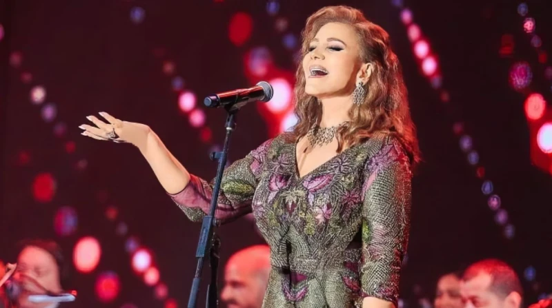 لم تتعلم من جارة القمر، ميادة الحناوي تعود للحفلات بصوت مثير للجدل