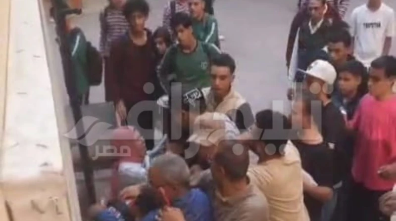 أبلغ عن "فيب" بالشنطة، طالبة تستعين بشقيقها للاعتداء على زميلها داخل المدرسة