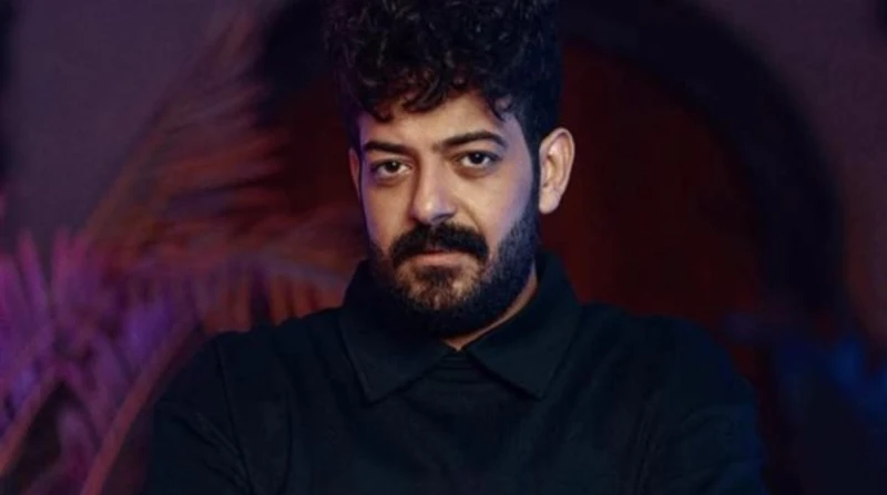 جثمان إسماعيل الليثي يغادر مستشفى ملوي وتأجيل موعد العزاء