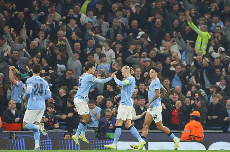 إيرلينج هالاند يقود هجوم السيتي في مواجهة نيوكاسل