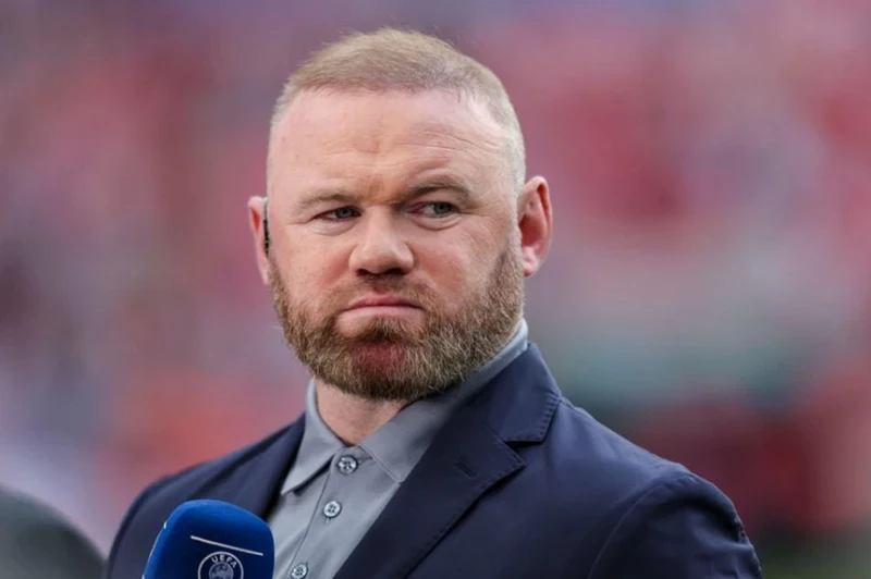 واين روني يكشف الأسلحة الفاسدة في مانشستر يونايتد