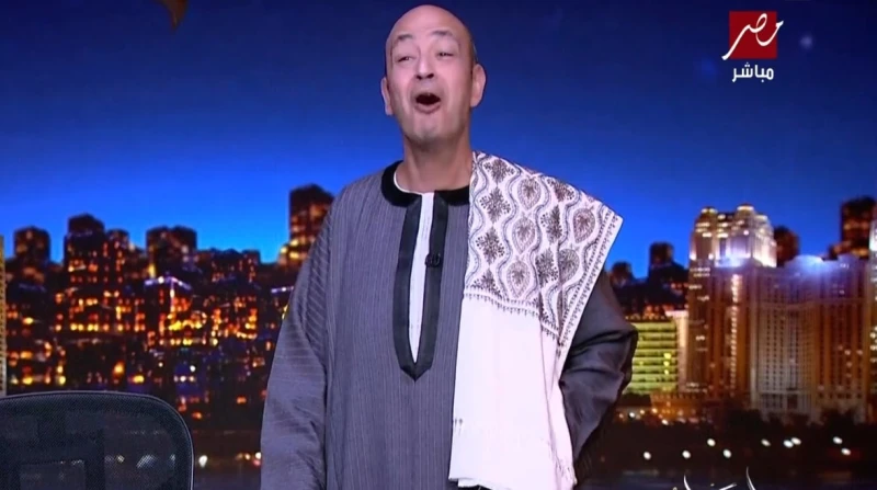 ترزي جلابية عمرو أديب يكشف لـ"افاق عربية" كواليس تصميمها، كم بلغ سعرها؟