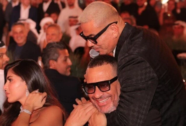 ماجد المصري يشعل تفاعل الجمهور بصورة مميزة مع النجم عمرو دياب