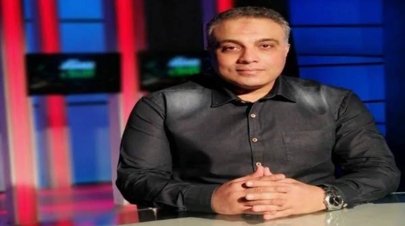 معلق برائحة الماضي، محمد عفيفي يكشف نصيحة محمود معروف ودور والدة حازم إمام في مشواره