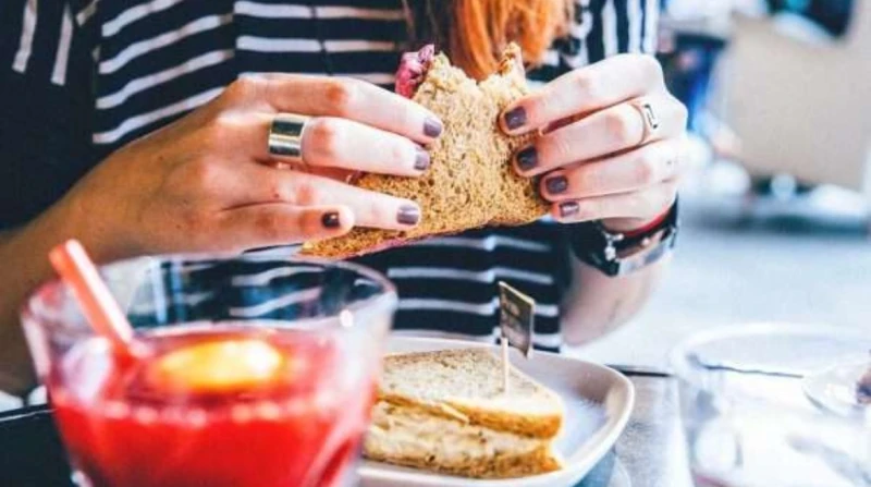 رائحة جسدك، كيف يؤثر الطعام على تحديد جاذبيتك؟