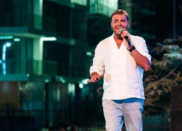 رامي صبري يلهب حفل مسرح «أرينا» بأروع أغانيه المحبوبة والجمهور يتجاوب