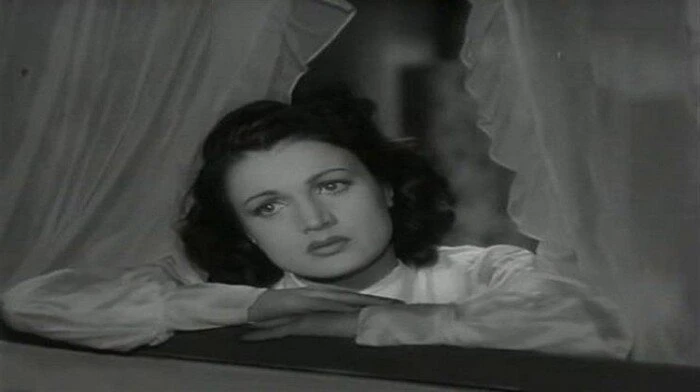 رحيل الفنانة ماري كويني يُحدث صدى واسعاً في عالم السينما والفن العربي