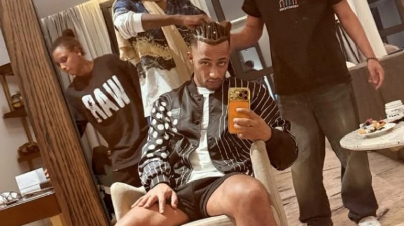 بصورة مستفزة وتعليق، محمد رمضان يتجاهل حُكم حبسه عامين