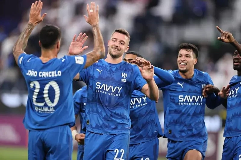 شرطة مؤمن سليمان تسقط أمام الهلال السعودي برباعية