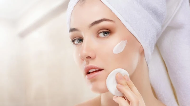 ودعي توتر بشرتك، حلول فعالة لاستعادة الراحة والنشاط