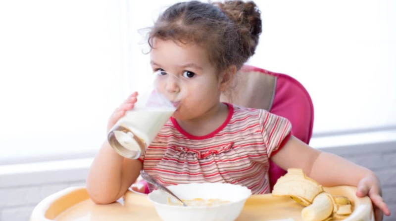 للحفاظ على صحتهم، أكلات تحتوي على فيتامينات أساسية لنمو الأطفال