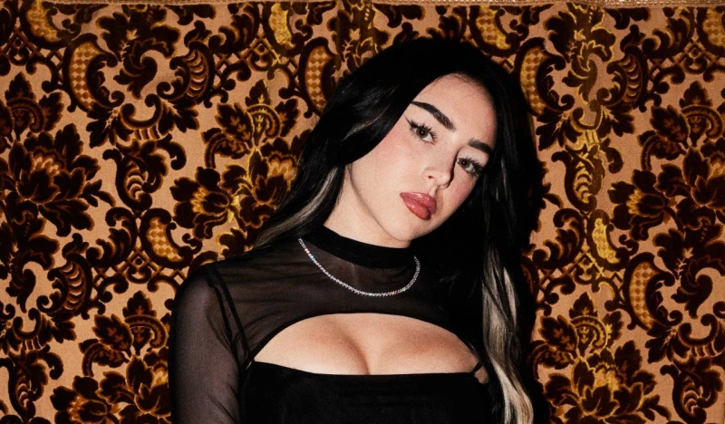 صمت نيكي نيكول يثير الجدل… ماذا تخفي بعد انفصالها عن يامال؟