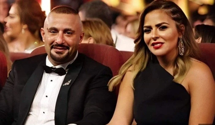 أحمد السقا يعبر عن دعمه لمها الصغير في أزمة اللوحات المسروقة