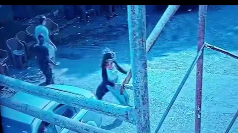 بعد القبض على المتهمين، الفتاة المعتدي عليها من خليجي تشيد بالشرطة: "قادرة تحمي بناتها"