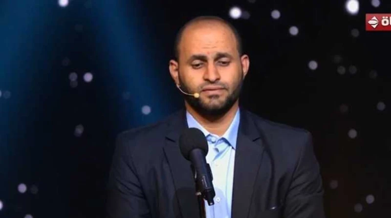 المتسابق أبو بكر في "دولة التلاوة": نفسي أعمل عُمرة، ومصطفى حسني يرد