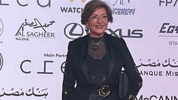 ليلى عز العرب تثير إعجاب الحضور في حفل افتتاح مهرجان القاهرة السينمائي