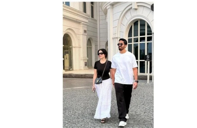 تظهر مي عز الدين وأحمد تيمور في لحظات رومانسية بين عقد القران وشهر العسل