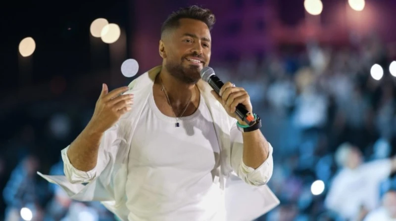 3 خطوات من نجم الجيل، كيف طمأن تامر حسني جمهوره بعد وعكته الصحية؟