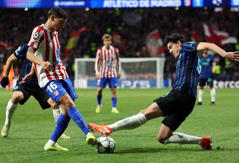 أتلتيكو مدريد يقهر إنتر ميلان 2-1 في دوري الأبطال