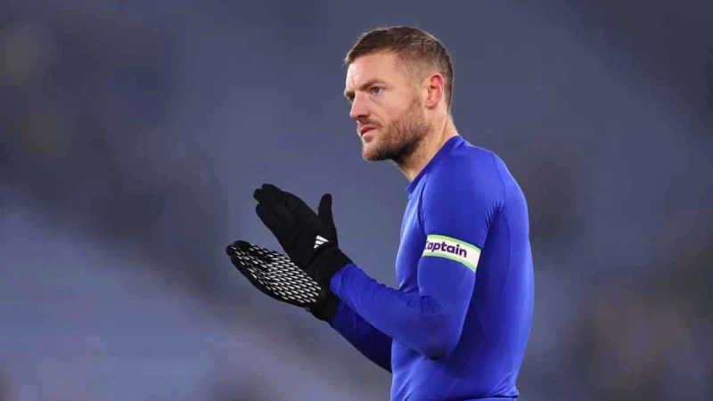 جيمي فاردي يخسر مجوهراته وفلوسه في إيطاليا