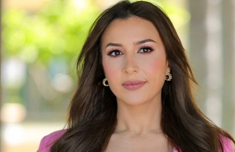 جنات تتألق في حفل افتتاح الدورة العاشرة لمهرجان شرم الشيخ الدولي المسرحي