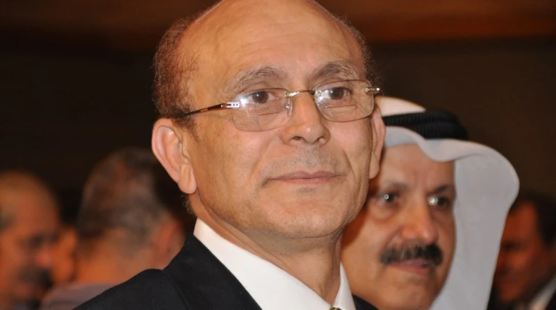 نقل الفنان محمد صبحي إلى المستشفى بعد تعرضه لأزمة صحية مفاجئة