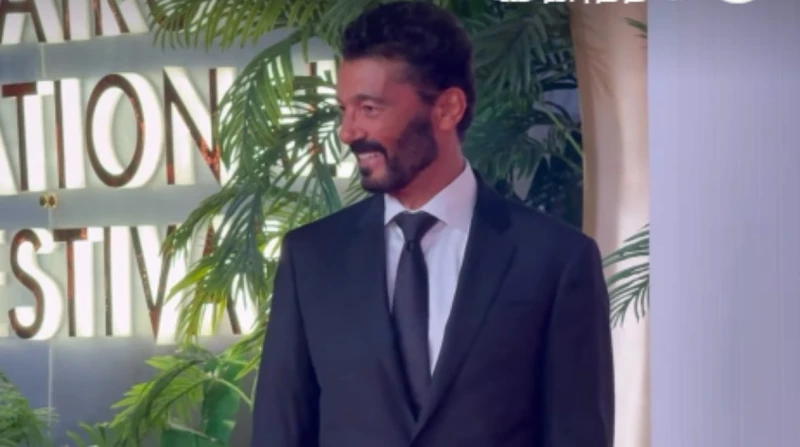 نجوم الفن يخطفون الأنظار في عرض فيلم المهاجر لـ خالد النبوي