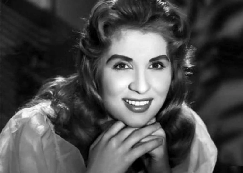 رحيل الشحرورة يذكرنا برحلة مجدها الملهمة من الجبل إلى العالمية