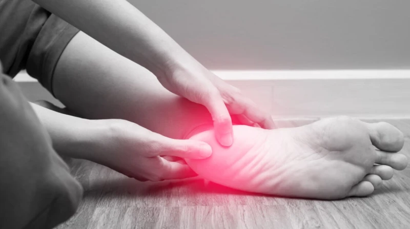 علاقة القدم بالصحة العامة، أمراض تشير إليها آلام كعبك