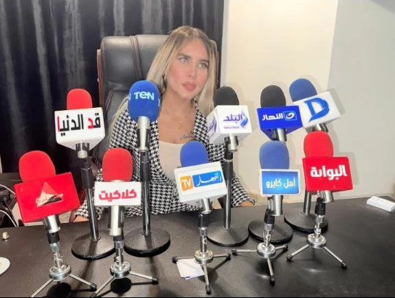 سلوى علي تقود المشهد الإعلامي بحكمة، وتعلن: فيصل أبو عريضة الكارت الرابح وحصان حزب حماة الوطن، والصف الأقوى