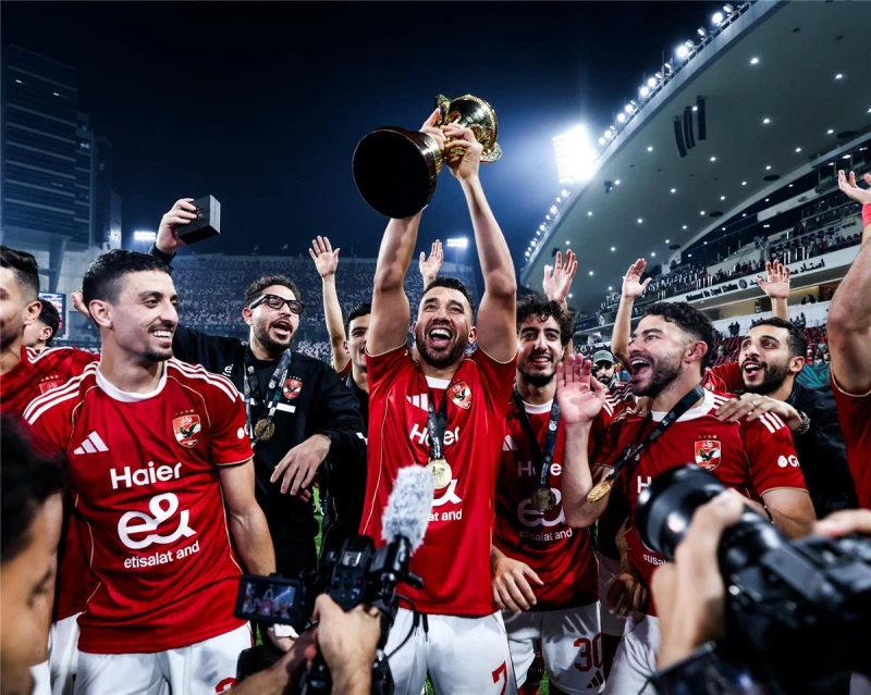 “قرار غير متوقع”.. الأهلي يغيّر خطته في الميركاتو بلحظة واحدة