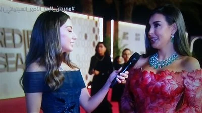 ياسمين صبري: بحب جدة لأنها بتتيح ليا إني اعمل عمرة كل ما باجي المهرجان