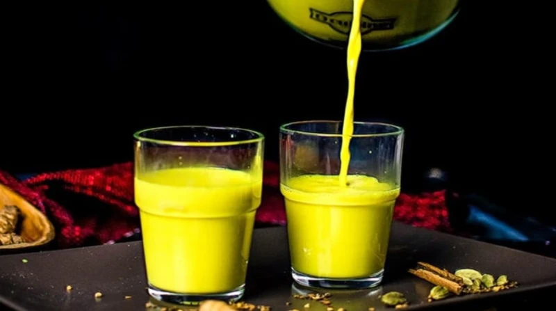 الكركم "واخد" الحليب في حتة تانية، منوّم مذهل وأحلام سعيدة