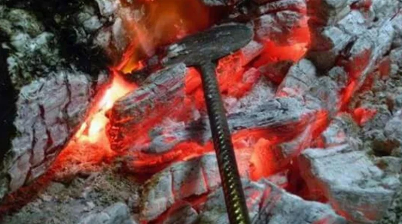 البشعة، حرق اللسان لكشف الكذب يثير جدلًا فقهيًا بين علماء الدين و"الإفتاء" ترد