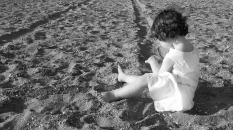 بعد صمت 30 عامًا، أم تكشف تفاصيل مقتل ابنتها أمام عينيها